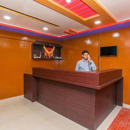 Flagship Sri Hari Premium Comforts Near Sandhya Digital 4K Theatre Бангалор Экстерьер фото